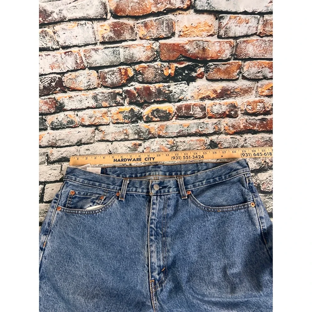Levis 505 Regular Fit Straight Leg Mens Jeans 38x30 Medium Wash Blue Denim